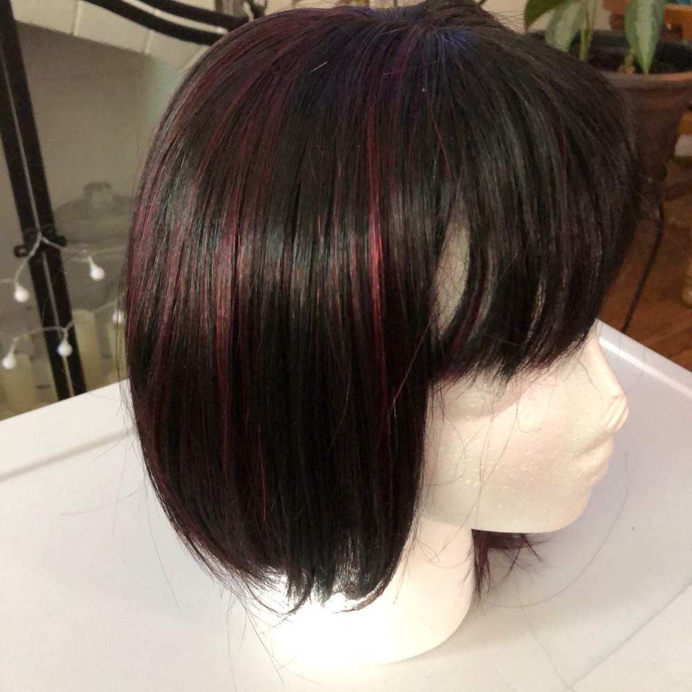 Wig #1 - Picture 4 of 4